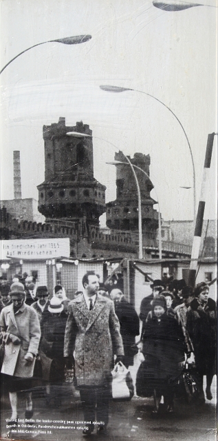 473 Oberbaumbrucke.JPG